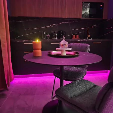 Le Nid Defendu #nueit#love#luxe Villa Tours