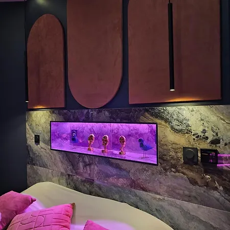 빌라 Le Nid Defendu #nueit#love#luxe