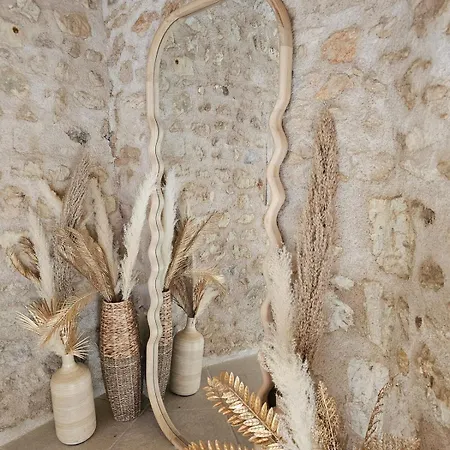 빌라 Le Nid Defendu #nueit#love#luxe