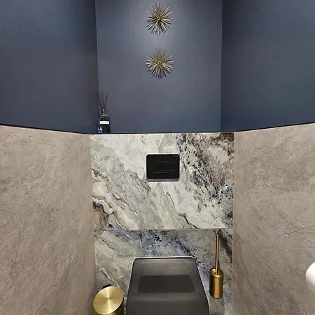 Le Nid Defendu #nueit#love#luxe * 투르