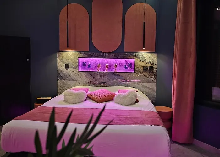 Villa Le Nid Defendu #nueit#love#luxe Tours