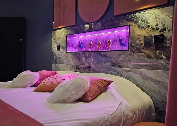 Le Nid Defendu #nueit#love#luxe