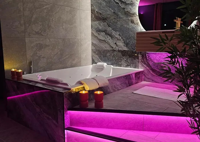 Вилла Le Nid Defendu #nueit#love#luxe *