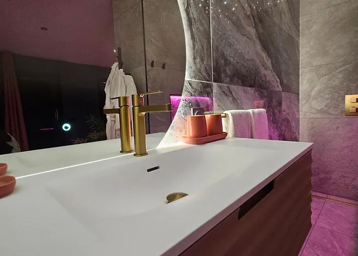 Le Nid Defendu #nueit#love#luxe Тур