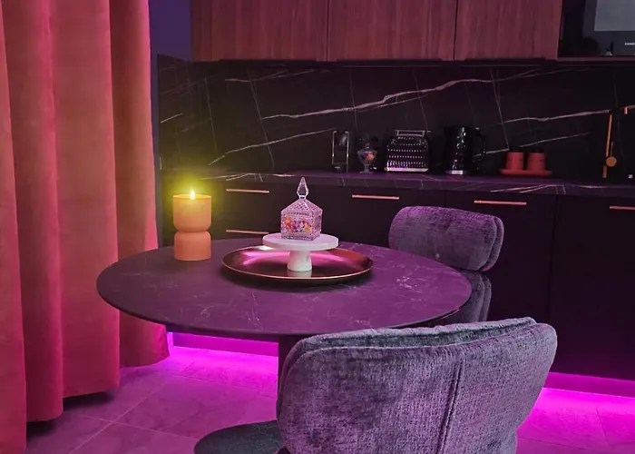 Le Nid Defendu #nueit#love#luxe * Tours